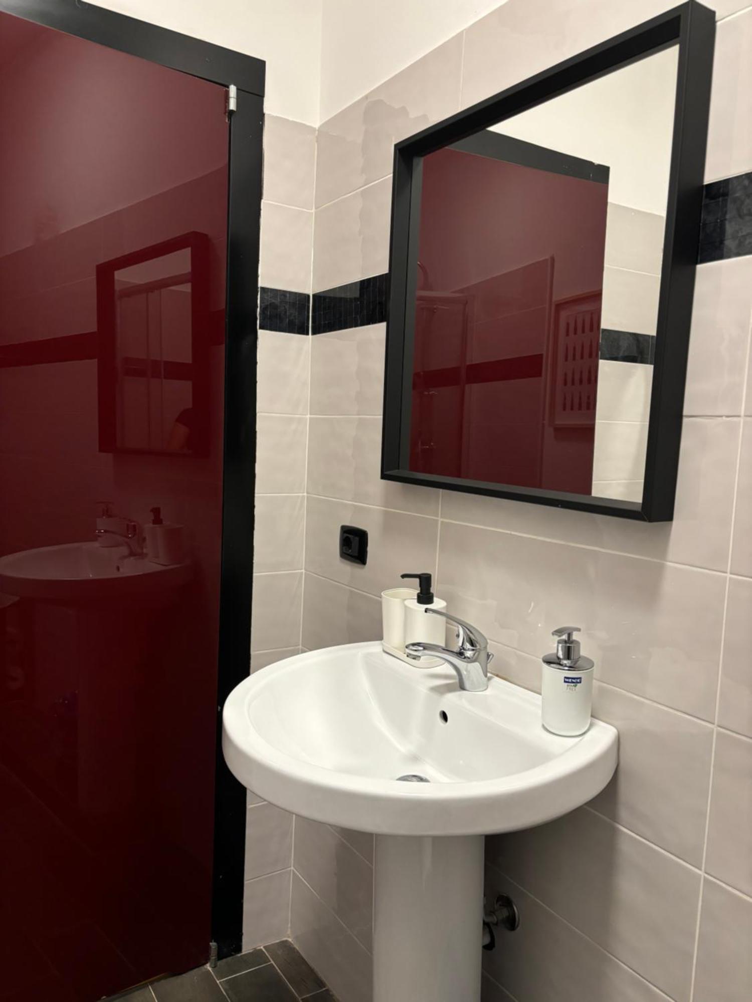 Casa Rita Apartment มิลาน ภายนอก รูปภาพ